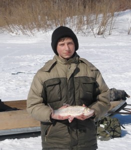 Витя с рыбой.jpg